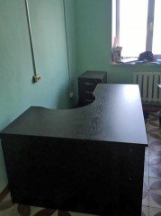 Угловой офисный стол